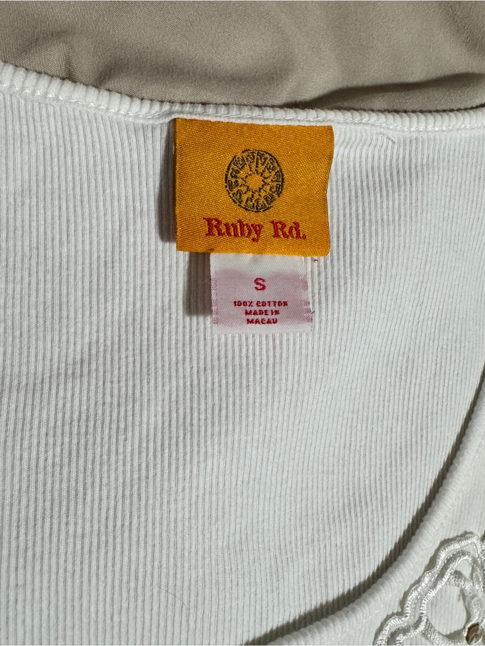 Ruby Rd. White Embellished Scoop Neck Tank - Picture 2 of 7